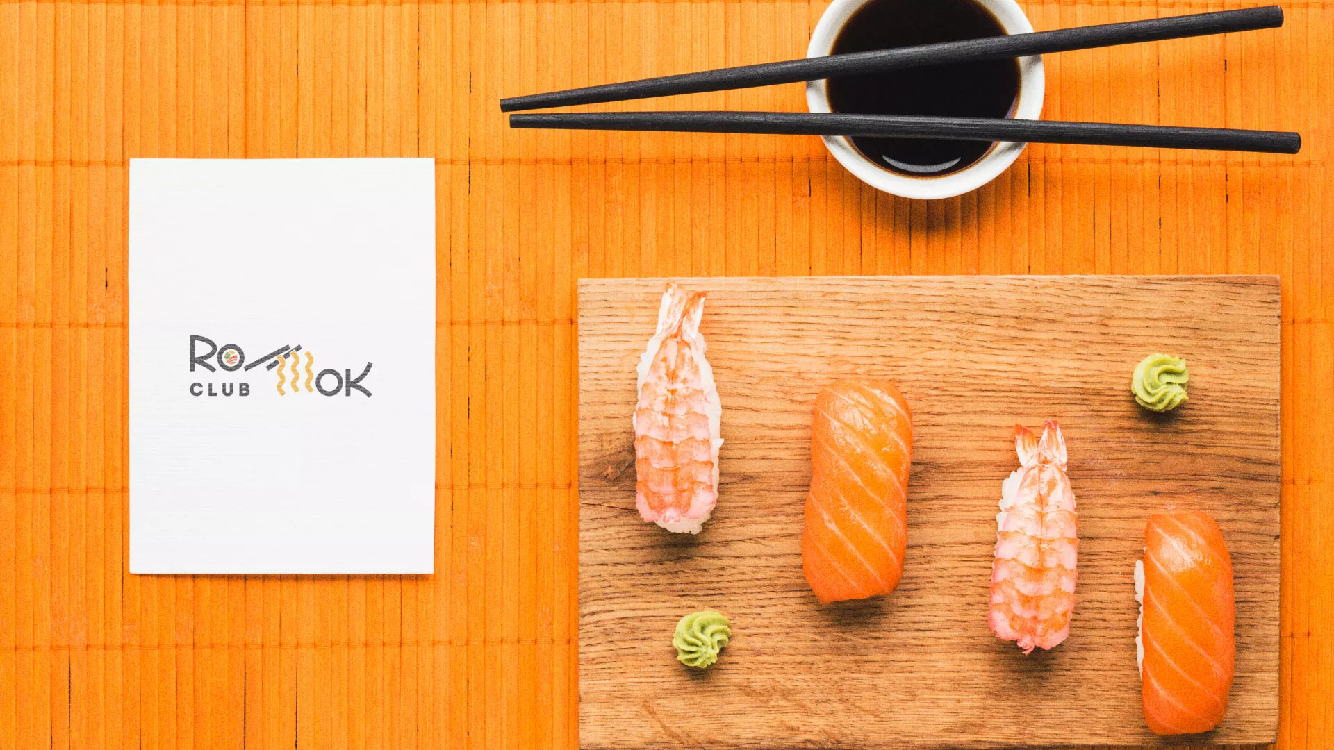 Создание логотипа суши-бара «Roll Wok Club» в Домодедово